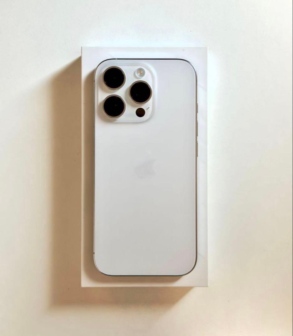 【美品】iPhone 16 Pro ホワイトチタニウム 128GB SIMフリー