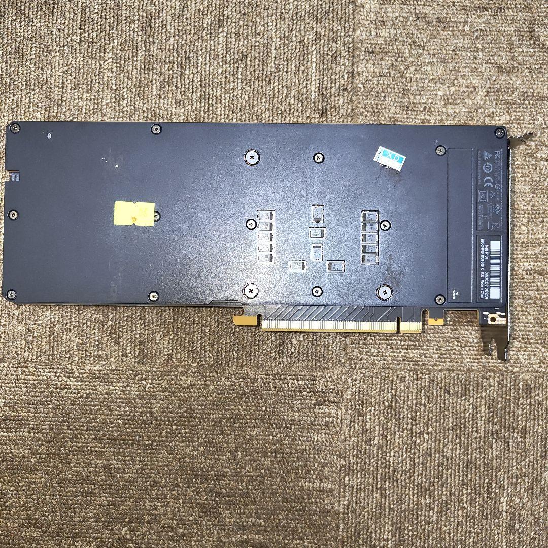 Nvidia Tesla P100 16GB ブラケット部分に歪みあり