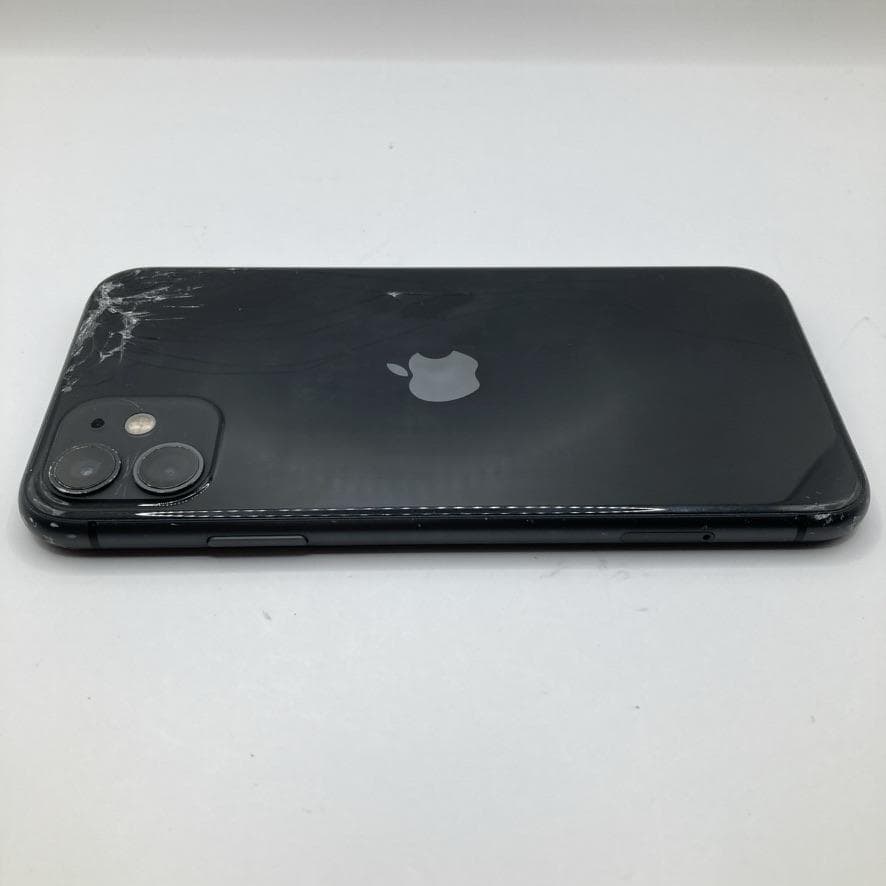iPhone 11 64GB ブラック MWLT2J/A