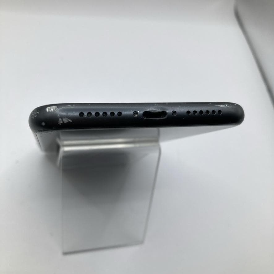 iPhone 11 64GB ブラック MWLT2J/A