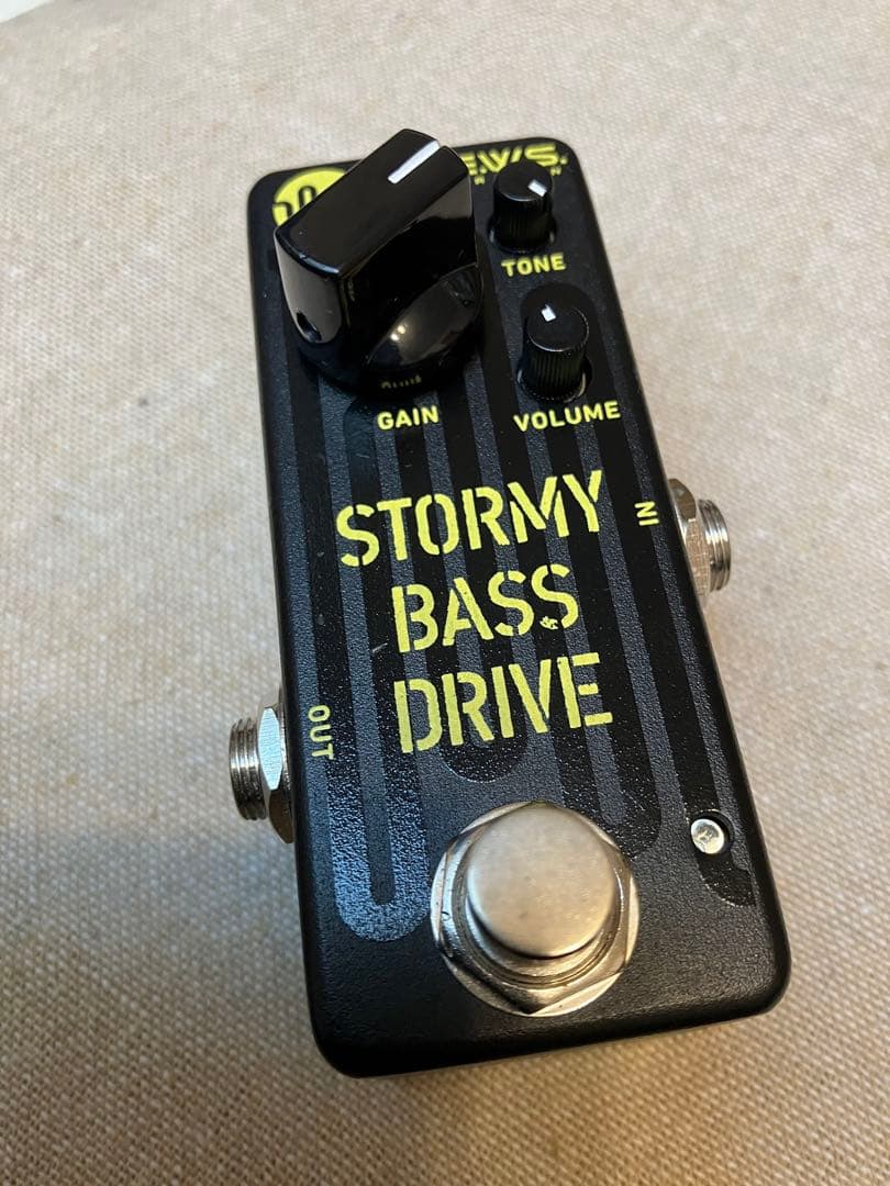 STORMY BASS DRIVE ベースエフェクター