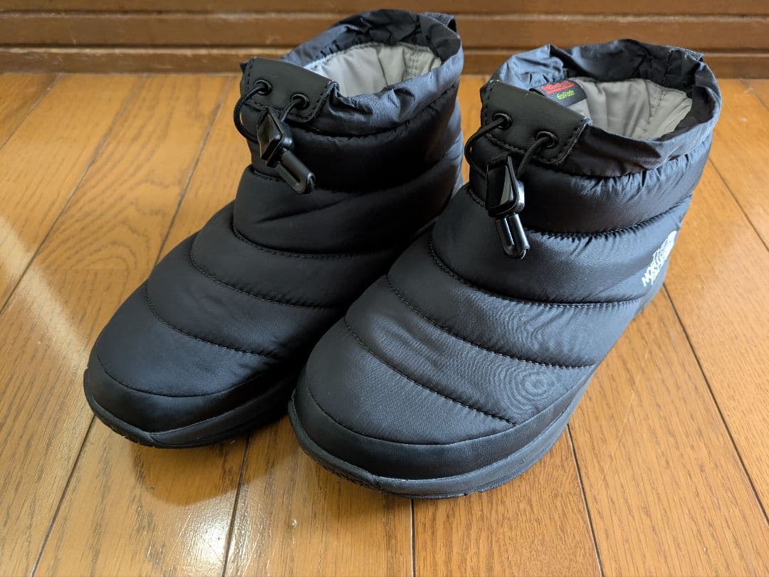 THE NORTH FACE　ノースフェイス ヌプシ　スノーブーツブラック23㌢