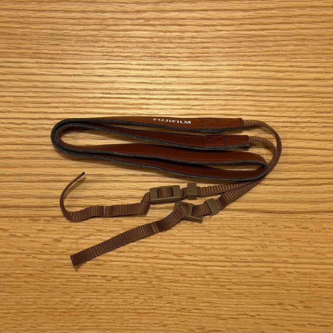 Fujifilm X-A5 レンズキット ミラーレス一眼