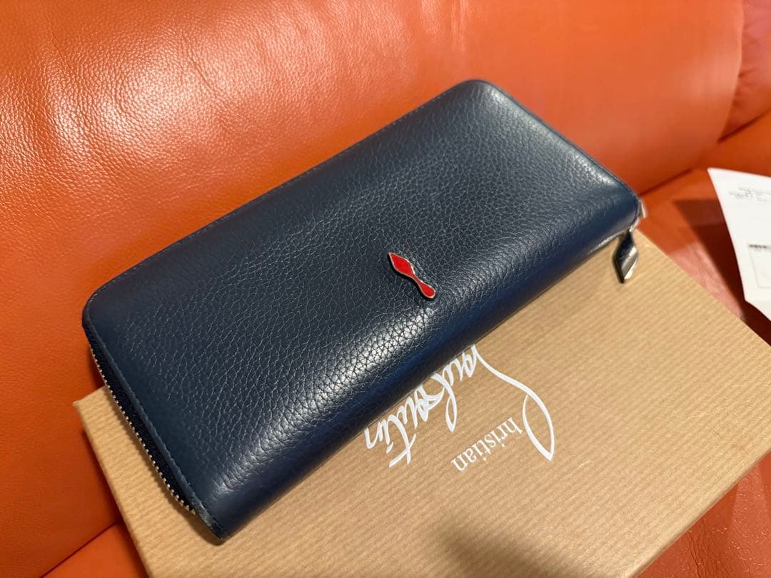 クリスチャンルブタン　ネイビー 長財布 赤内装