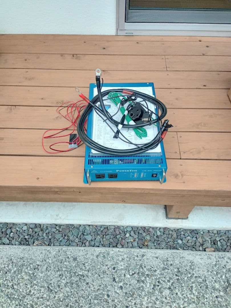 【ジャンク扱い】PowerTite パワーインバーター ケーブル付き