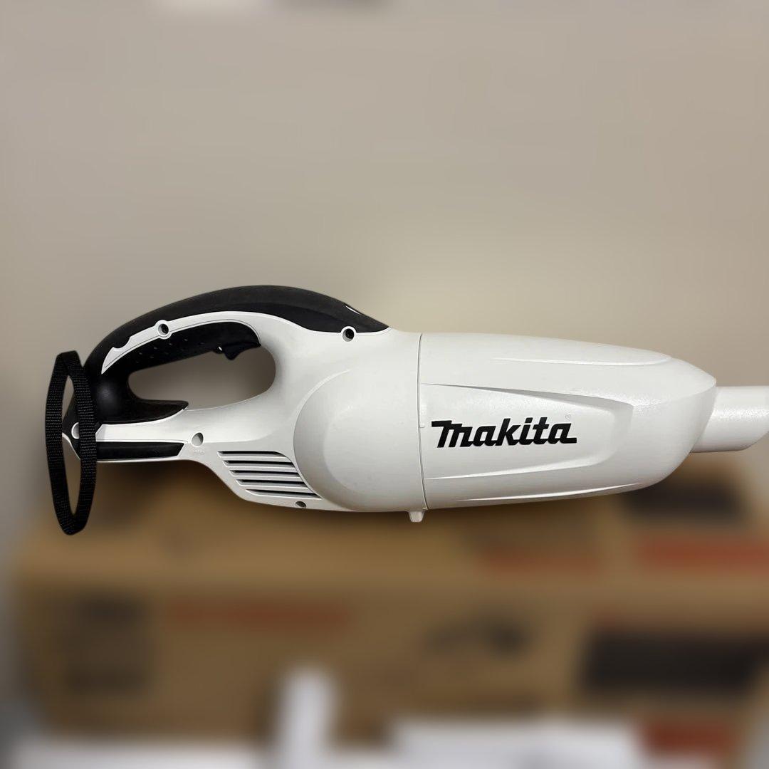 Makita マキタ 充電式クリーナー CL180FDZW