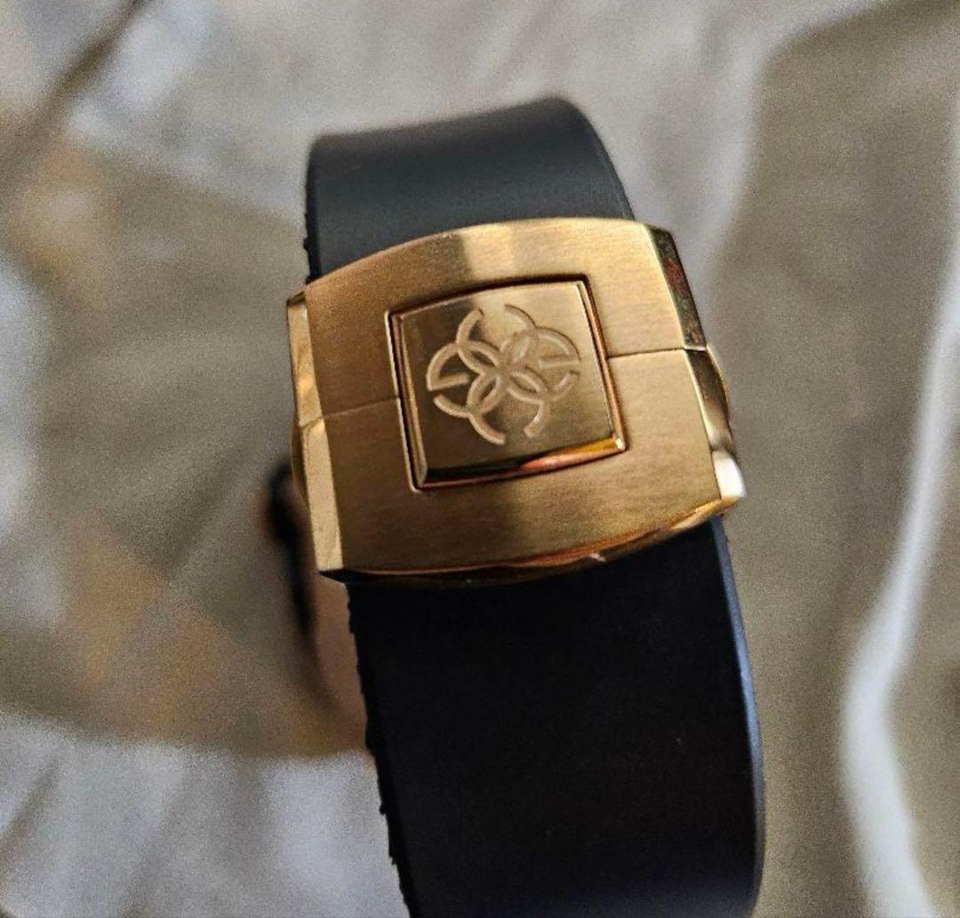 RST45 45mm Apple Watch ケース　ゴールデンコンセプト