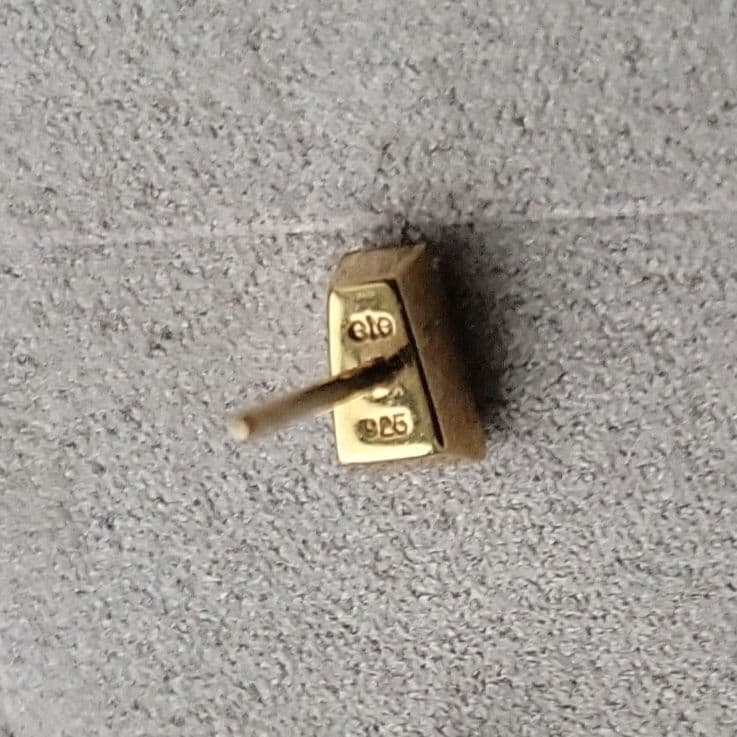 ete　片耳ピアス　ゴールド　SV925　K18ポスト　キャッチ　キュービック