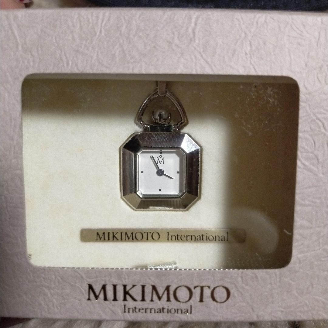 MIKIMOTO　INTERNATIONAL　ペンダントウォッチ　シルバー