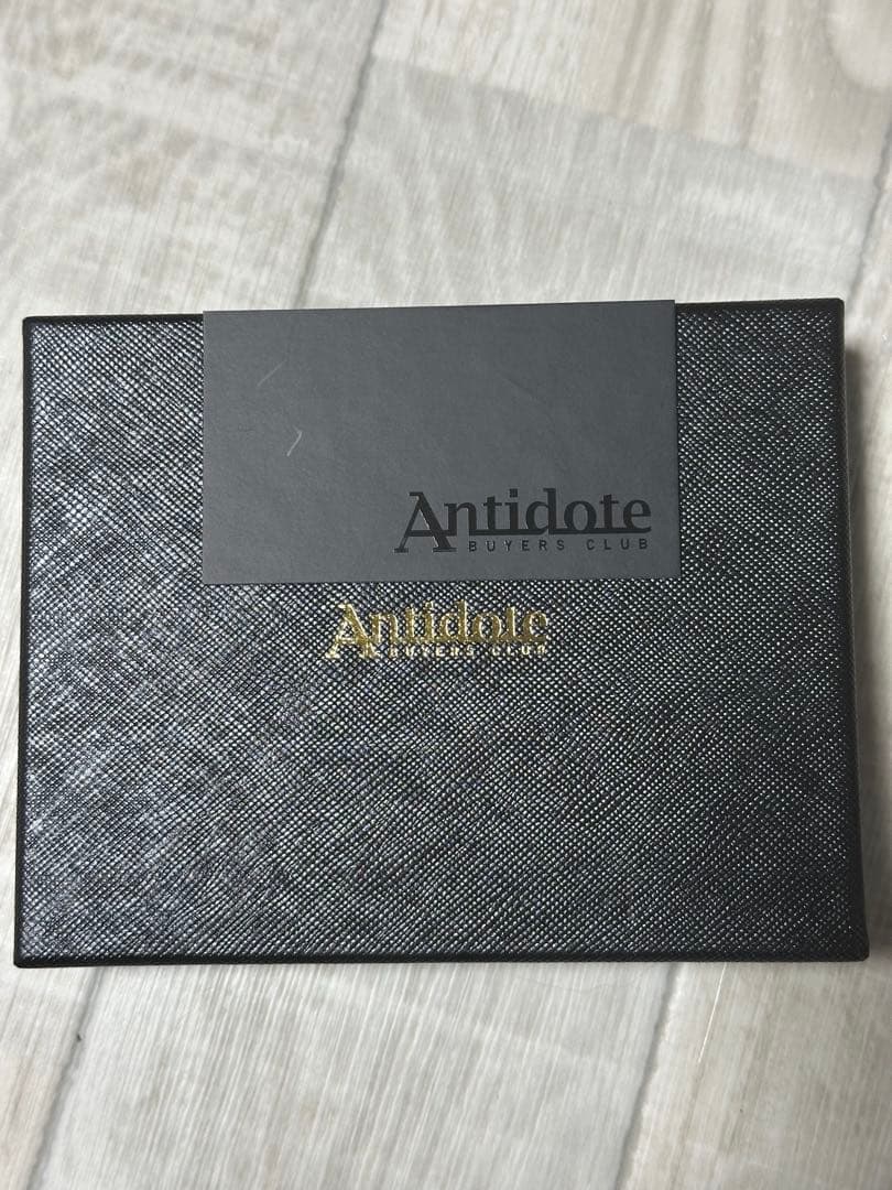 Antidote buyers club/マネークリップ財布