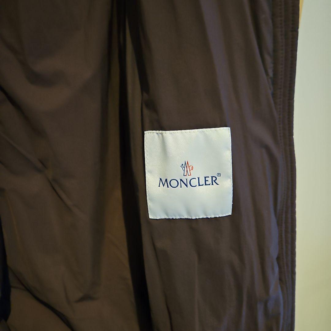 美品モンクレール　ダウンコート　ダウンジャケット　ブラウン