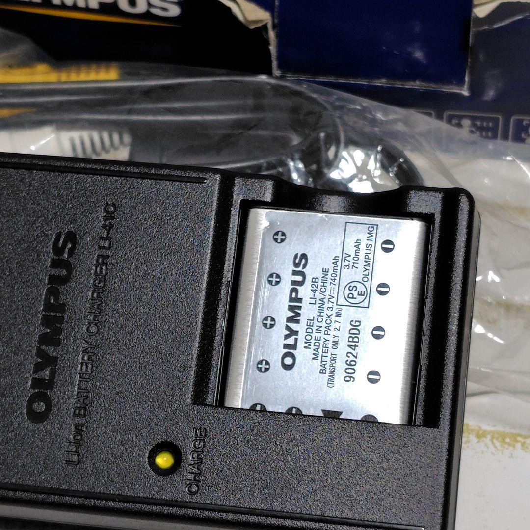 【美品】　OLYMPUS オリンパス FE-4010 デジタルカメラ　コンデジ