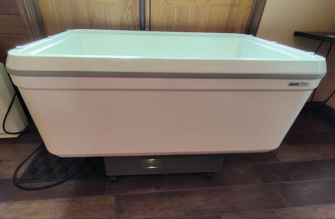 SANYO冷蔵ショーケースSPT-250