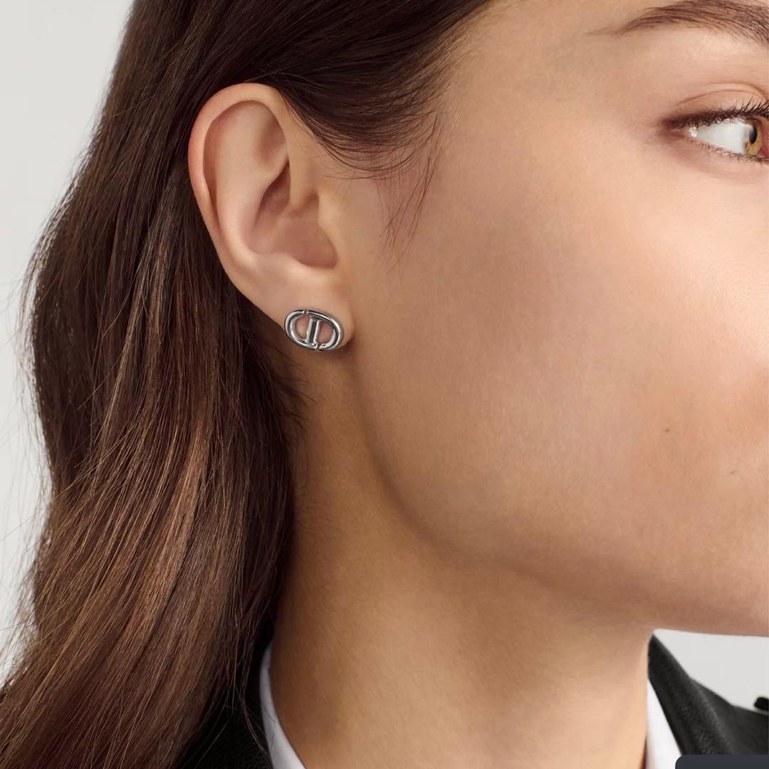 【美品】ディオール CD Navyスタッドピアス シルバー