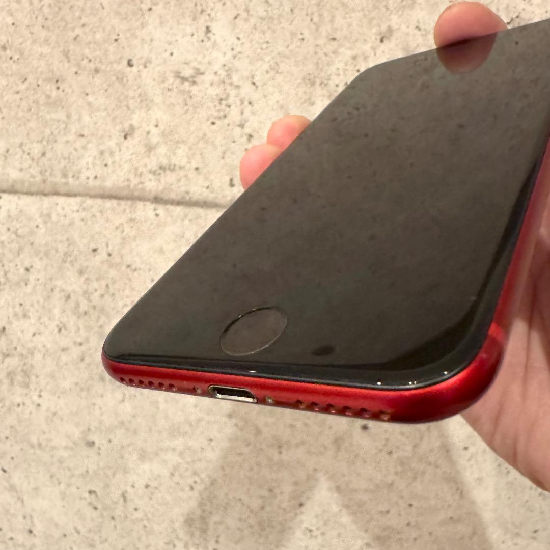 【美品／箱説明書つき】iPhoneSE（第2世代）128GB Redロックなし