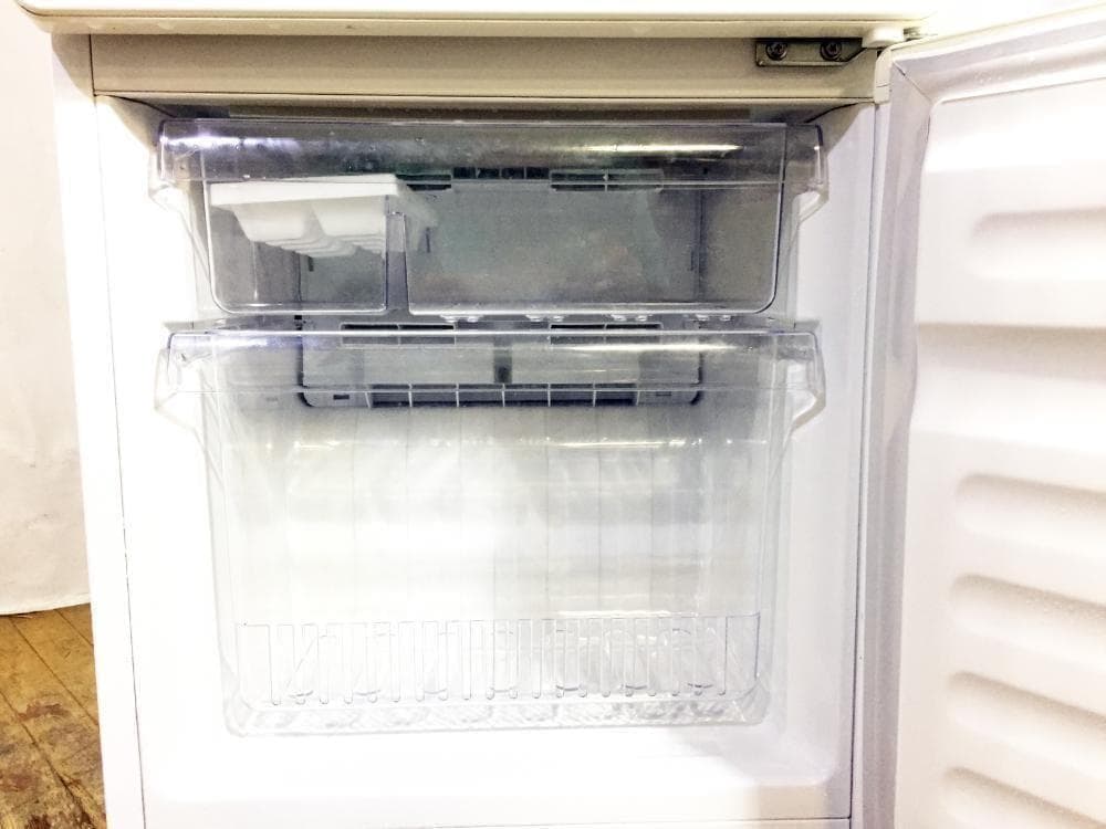 30日迄！ユーイング 110L 冷蔵庫【UR-F110H-W】