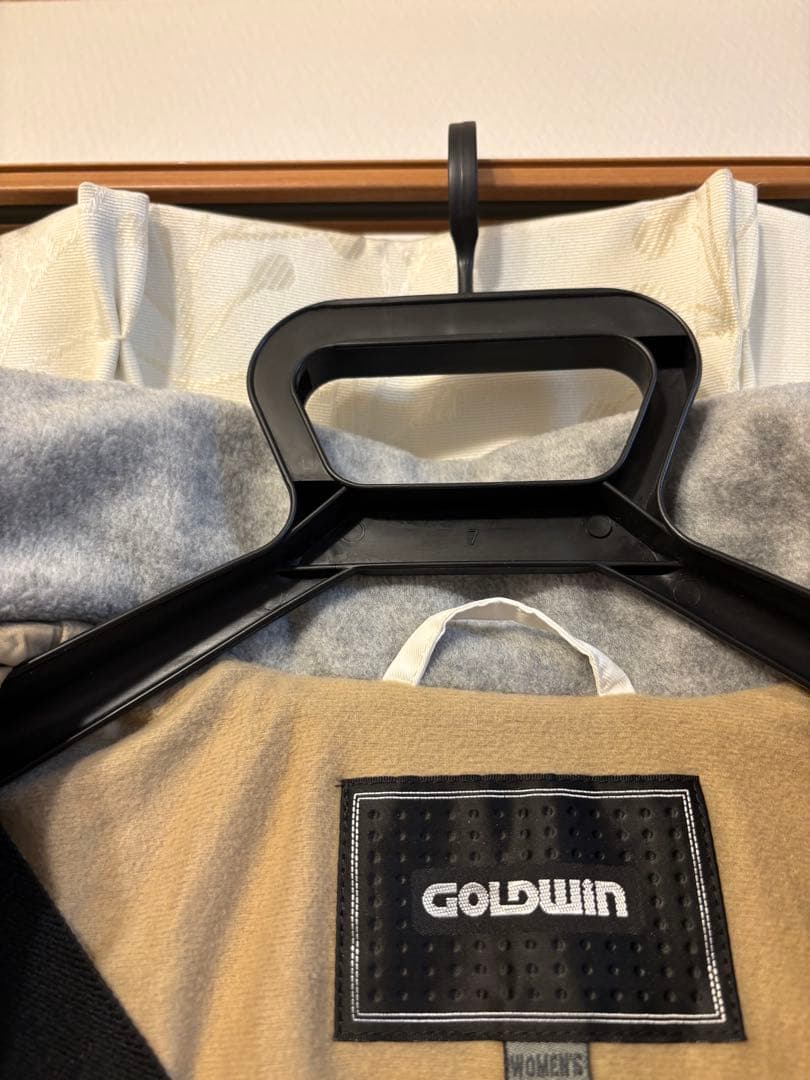 GOLDWIN スキーウェア　レディース　上下セット