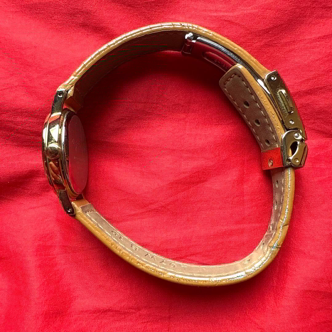 Agnes b. 腕時計 アニエスb SOLAR レザーベルト ゴールド色