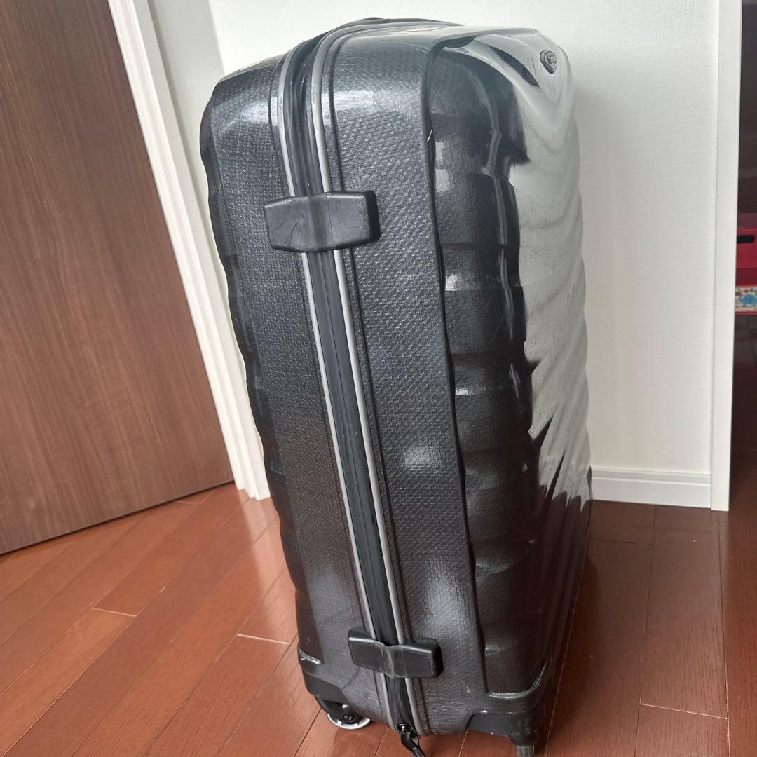 美品　サムソナイトの大型軽量スーツケース