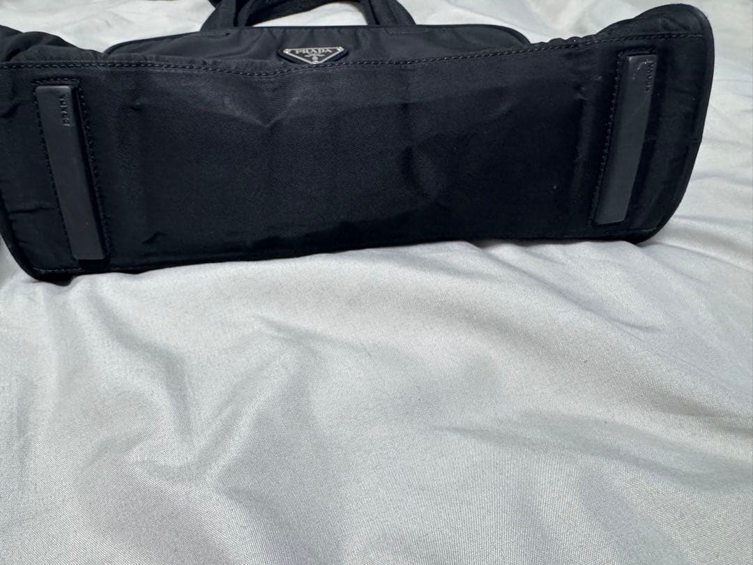 PRADA ナイロン　ハンドバッグ　白タグ