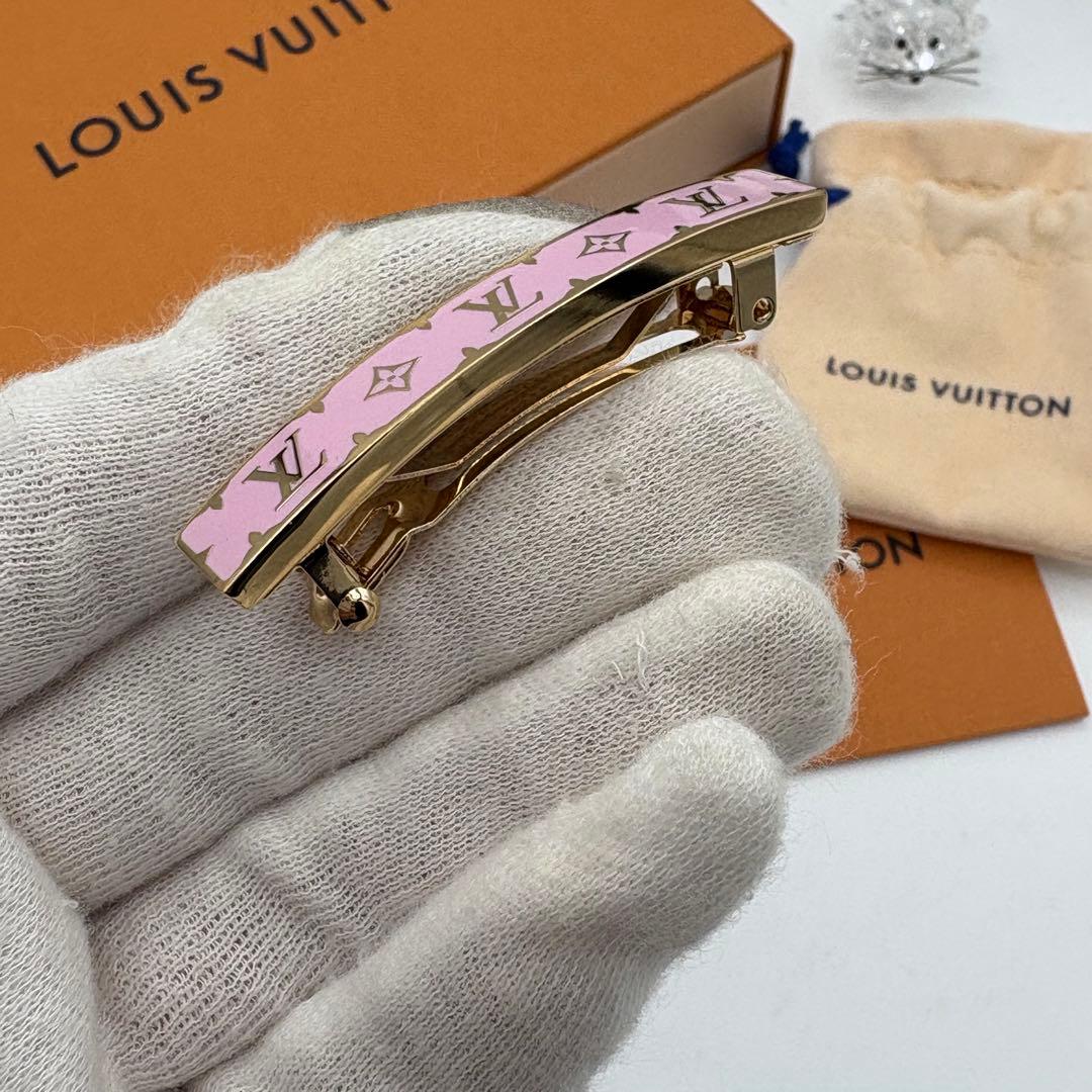 バレッタ ナノグラム モノグラムフラワー エナメル ヘアクリップ