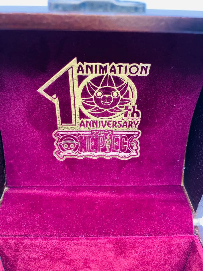 ワンピース 10周年 公式ウォッチ 黄金の指針 ゴールデンポース　不動