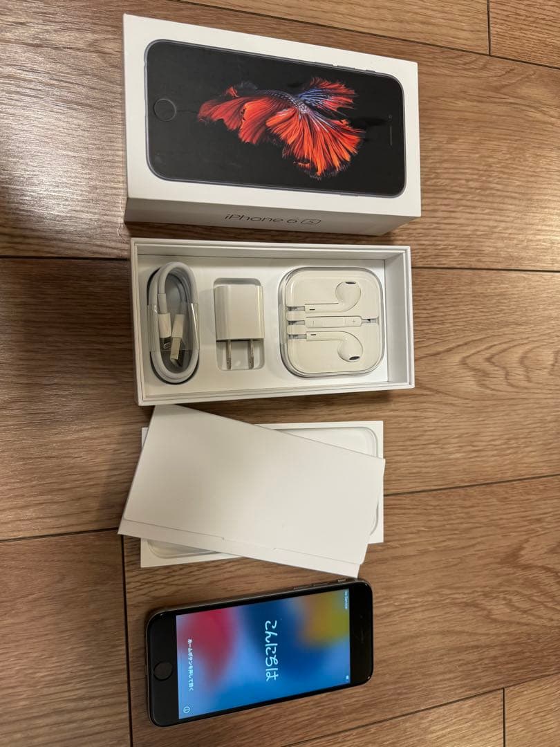 iPhone 6s 128GB スペースグレー