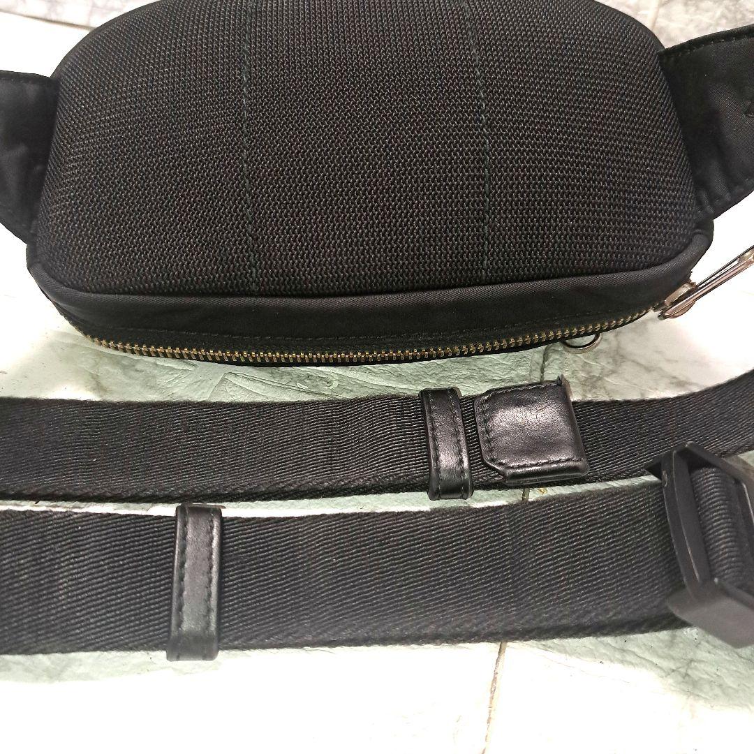 ✨️超美品✨️素敵✨️BURBERRY バーバリー　ボディバッグ　黒