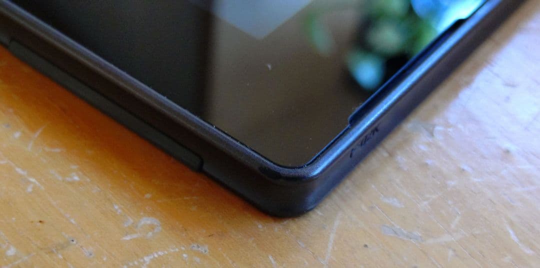 【中古品】arrows Tab F-02K ブラック ①