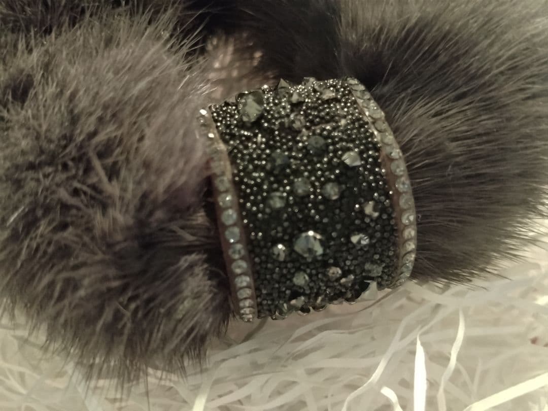 【年末特別価格】アッカ ミンク ヘアアクセサリー シュシュ