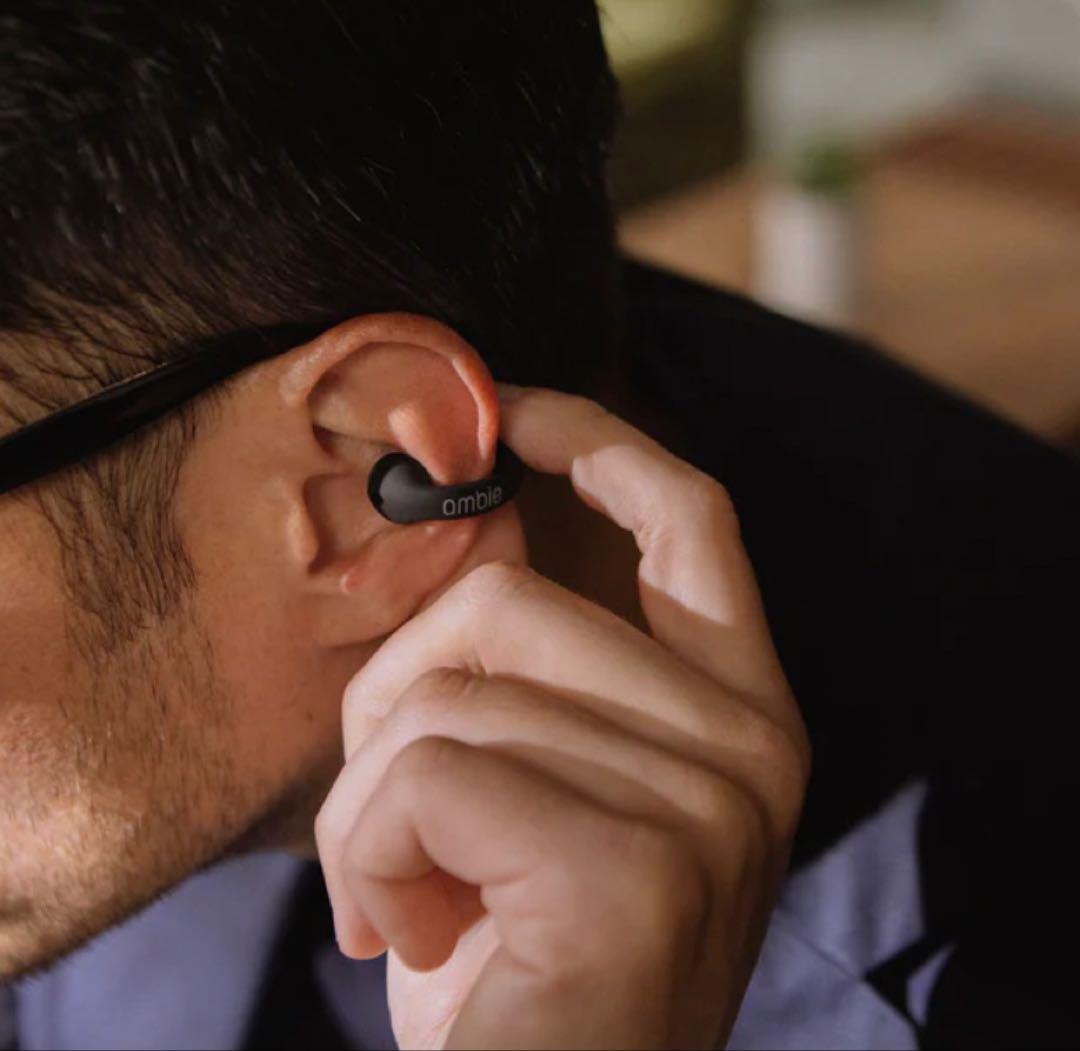 ambie イヤホン 新品未使用 ケース付き
