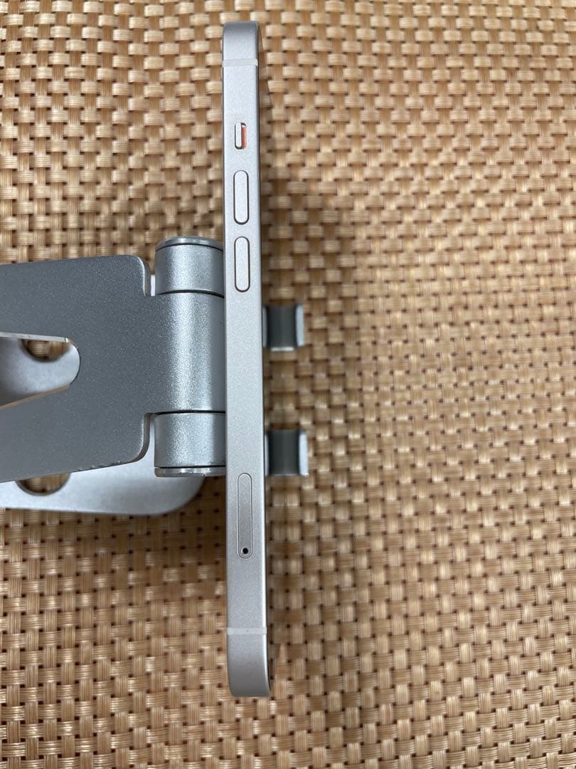 iPhone 14 128 GB スターライトSIMフリー【1290】