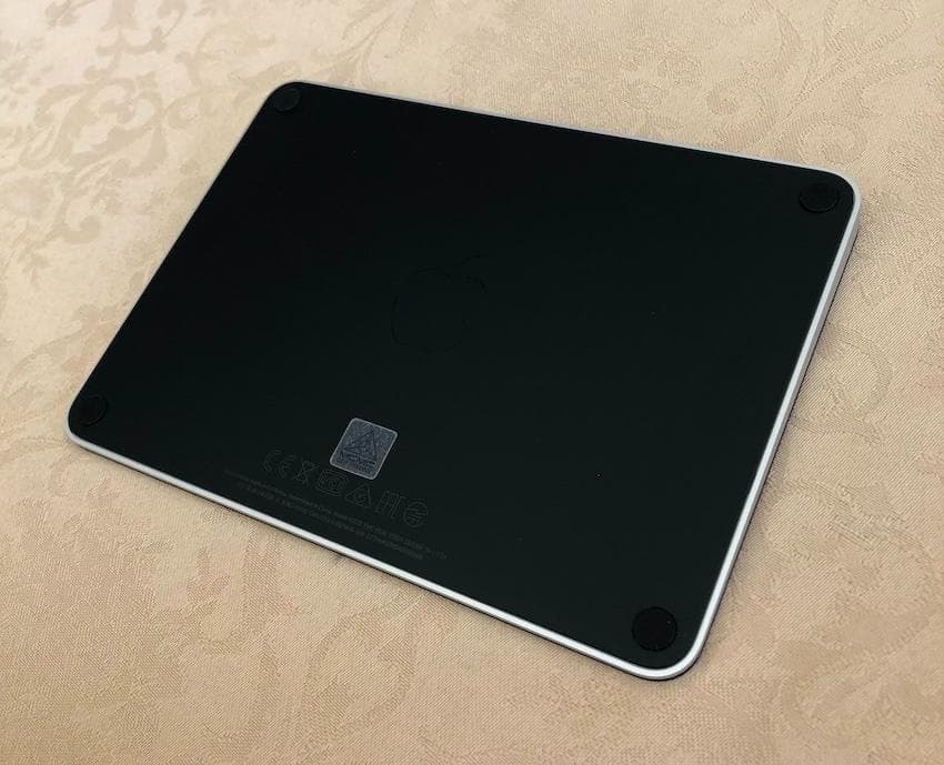 新品｜USB-C｜最新｜ブラック｜Apple Magic Trackpad 4｜