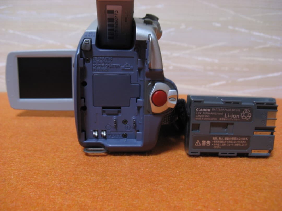 動作OK❗️☆CanonのMiniDV/デジタルビデオカメラ・FV200