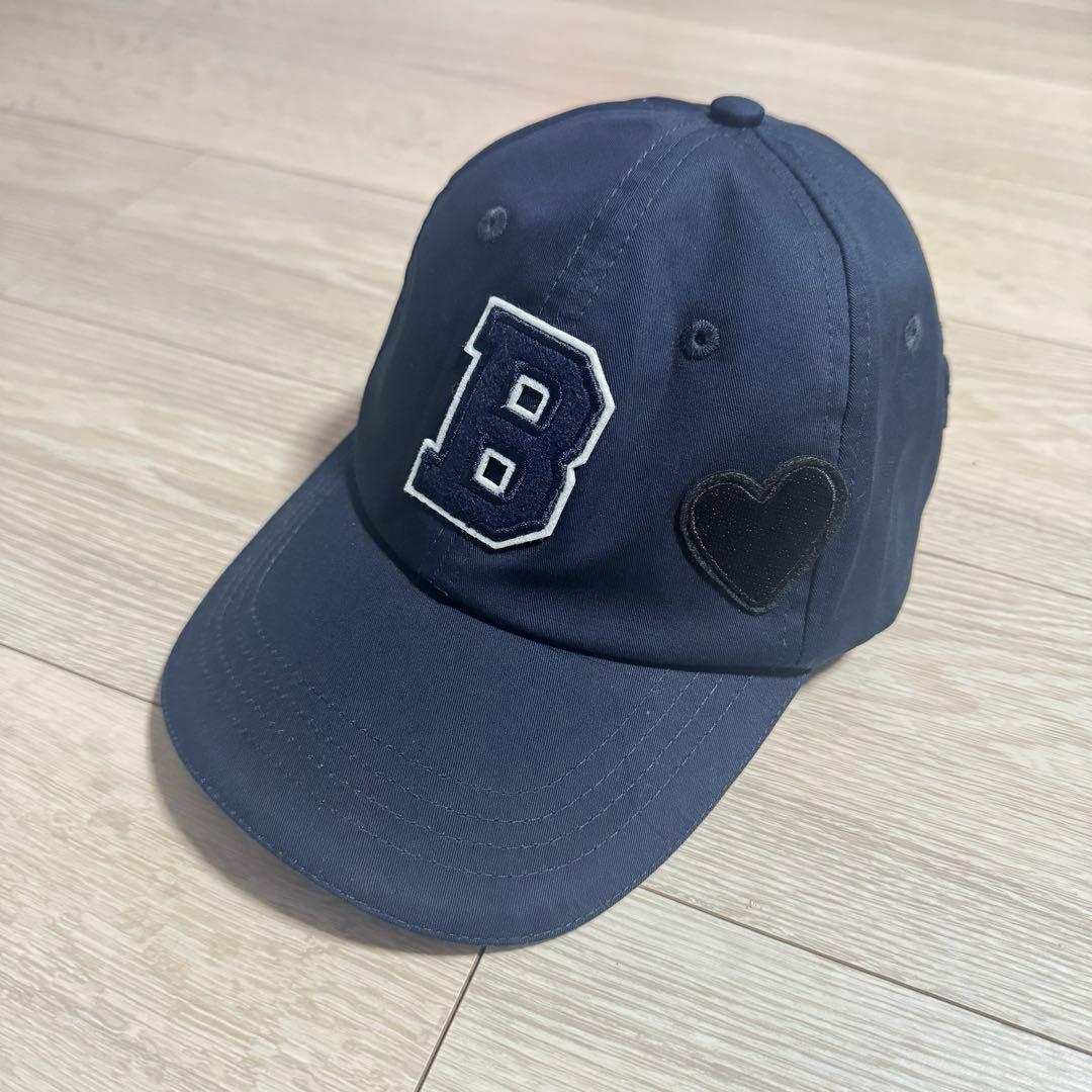 帽子 B. CLUB CAP