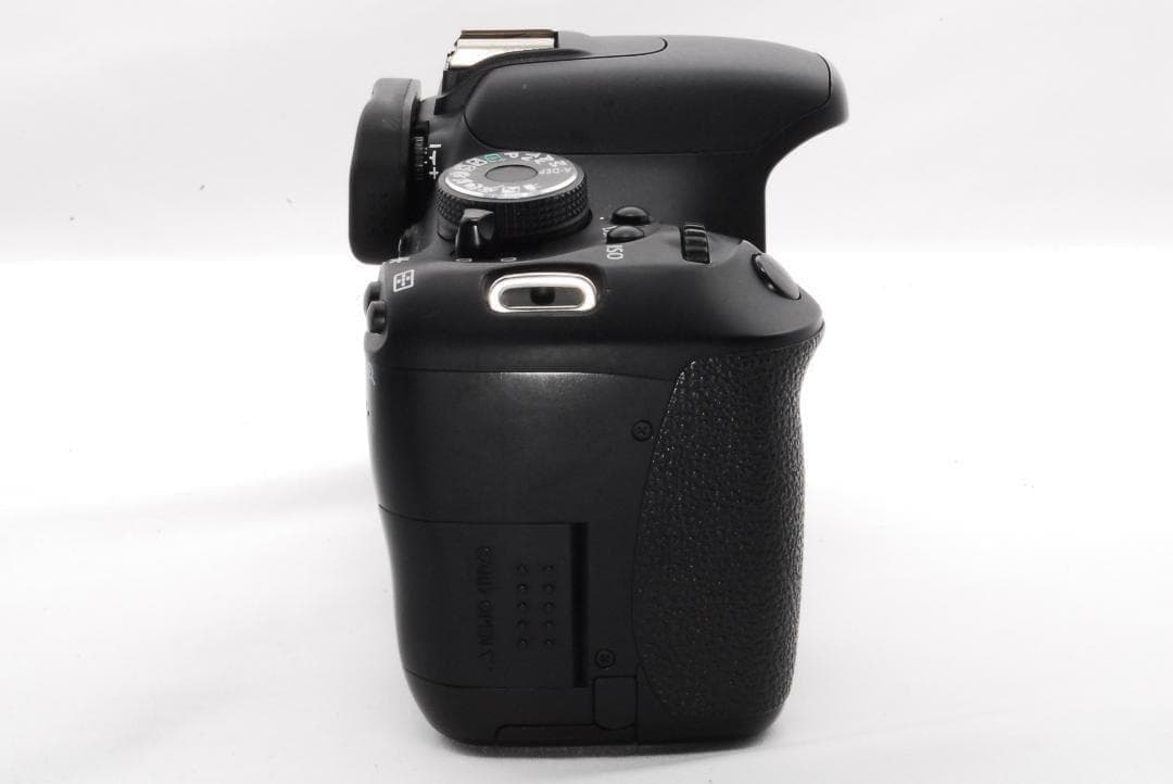 ダブルレンズ良品Canon kiss X5デジタル一眼レフ