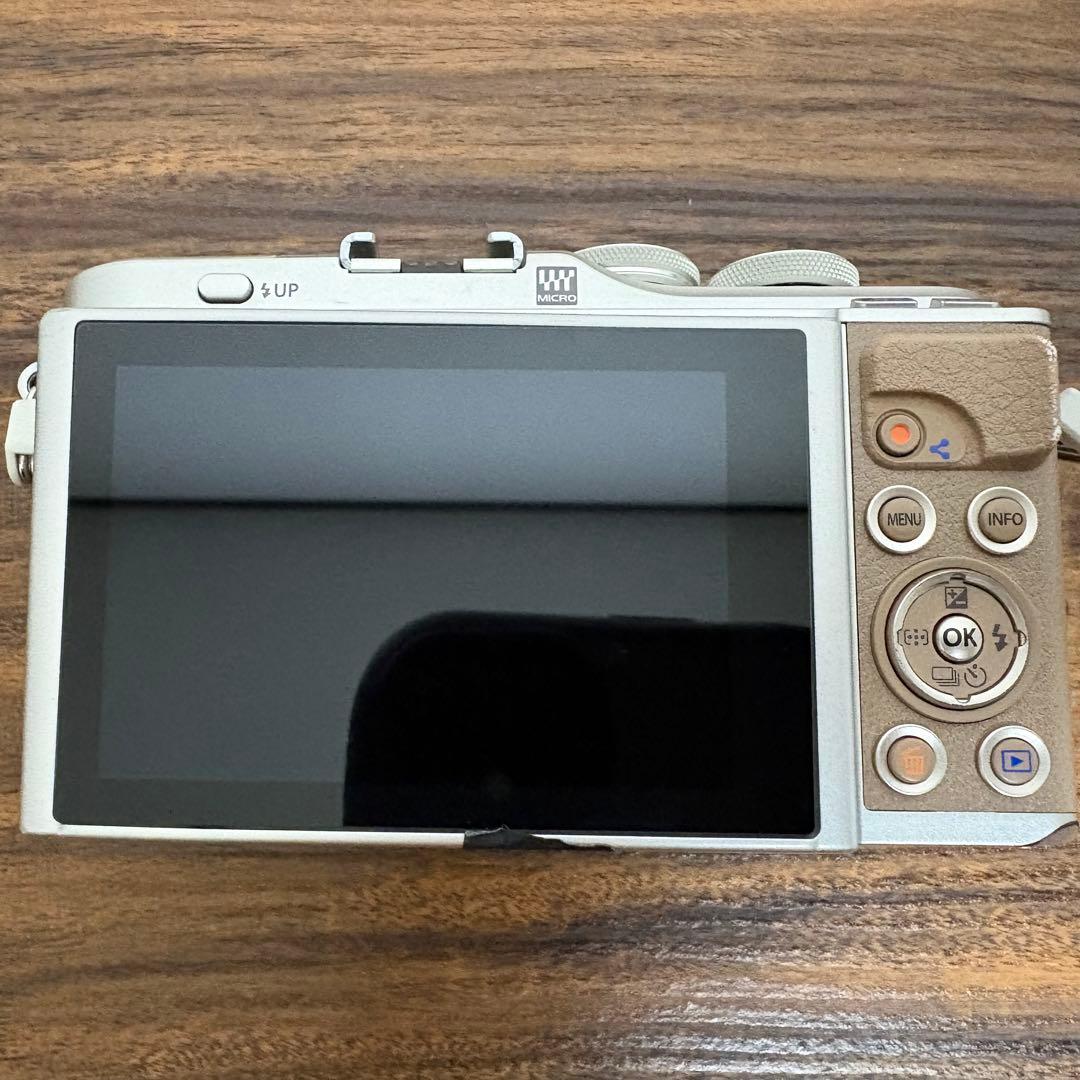 OLYMPUS PEN E-PL10 レンズセット ミラーレス一眼 訳あり