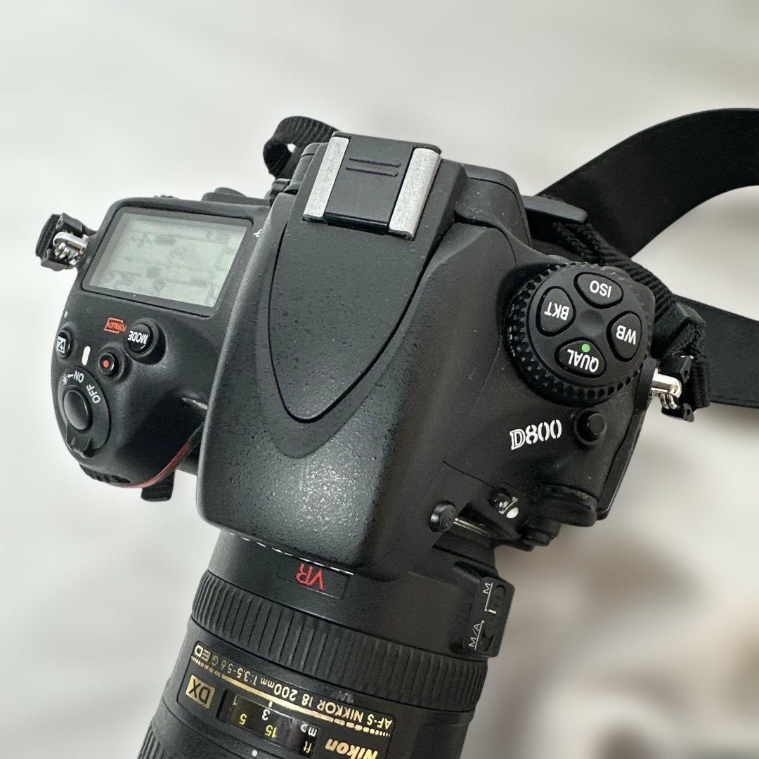 Nikon D800 デジタル一眼レフカメラ 18-200mmDXレンズ付き
