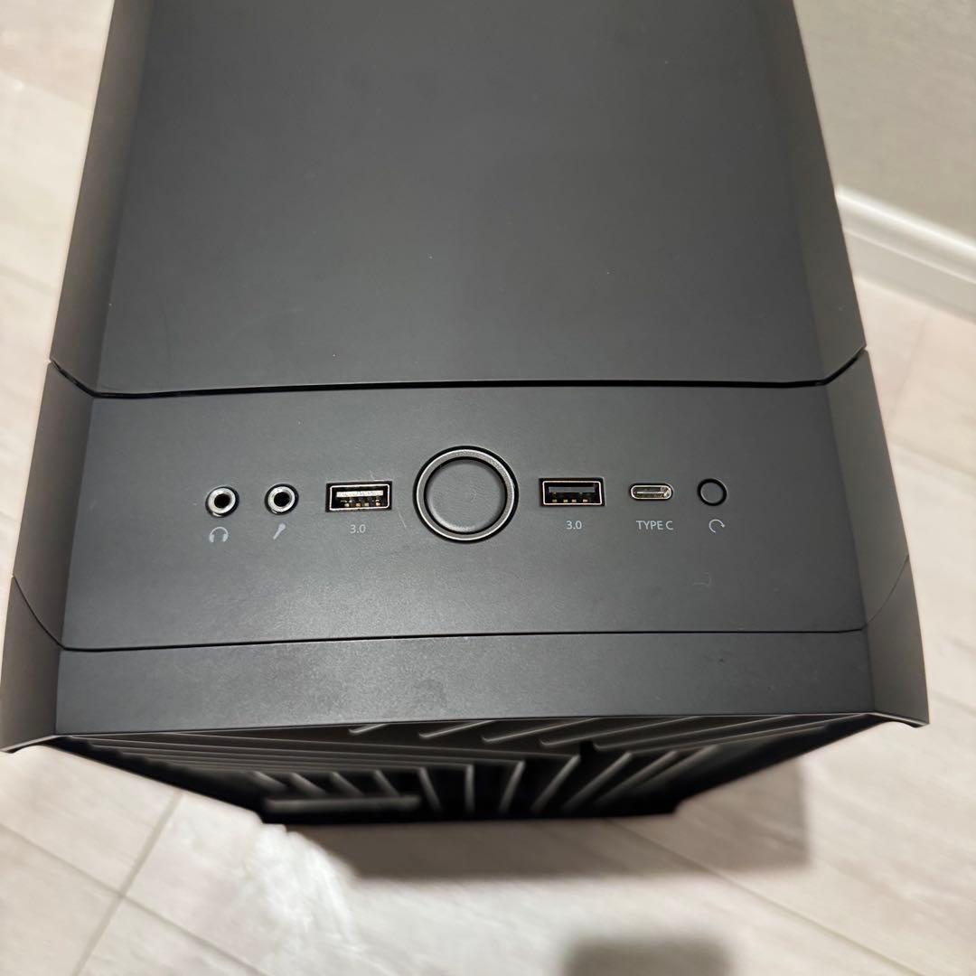 Fractal Design Torrent Nano ケース＋750w電源付き
