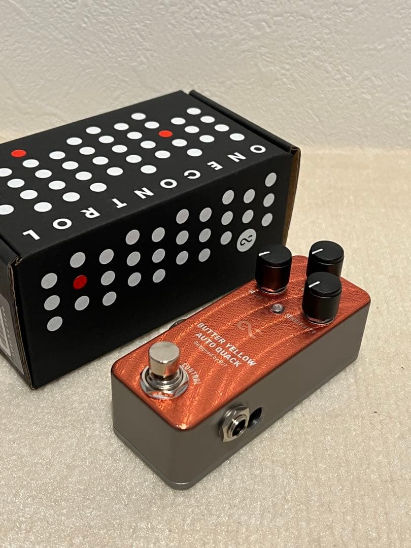 【美品】BUTTER YELLOW AUTO QUACK