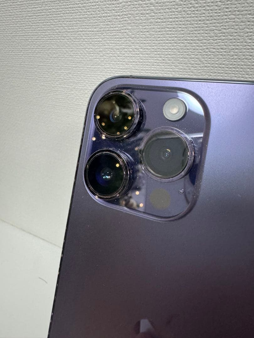 くま　美品 SIMフリー iPhone14 ProMax 256GB