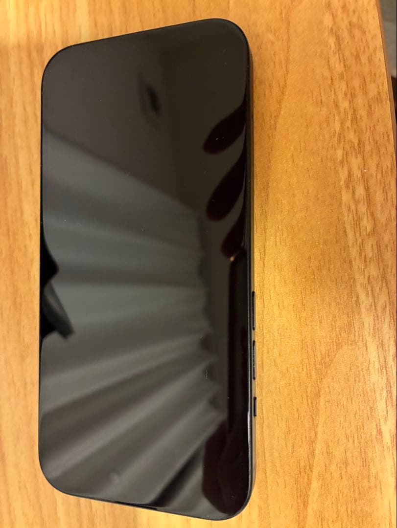 Apple iPhone 15 ブラック 128GB