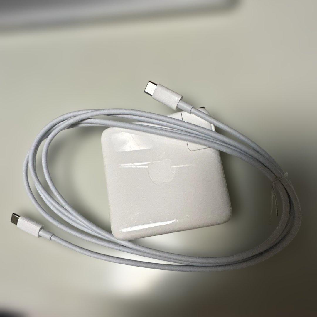 MacBook Pro 2020 i5 シルバー