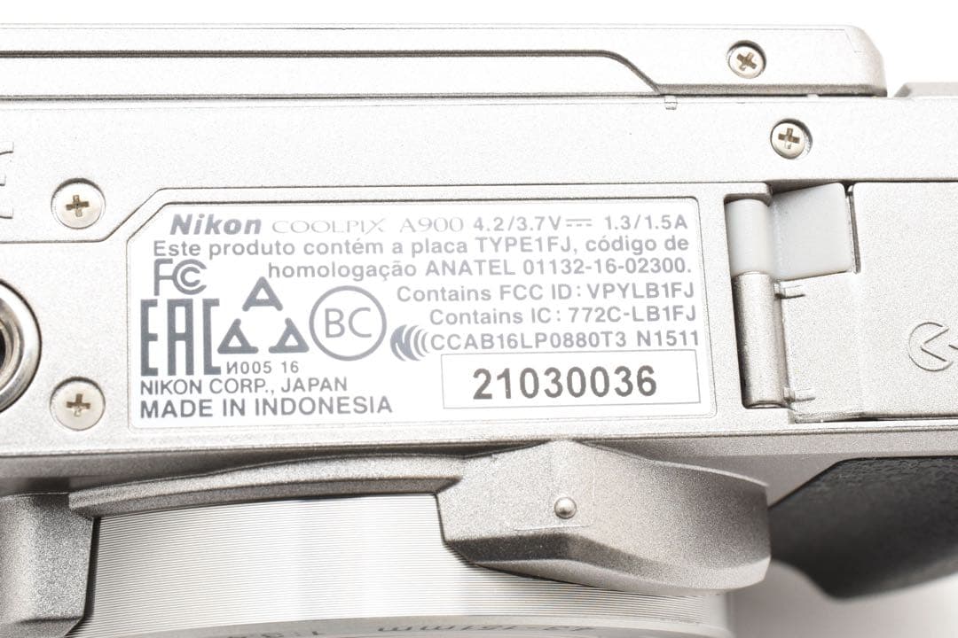 【ほぼ新品】 Nikon COOLPIX A900 シルバー