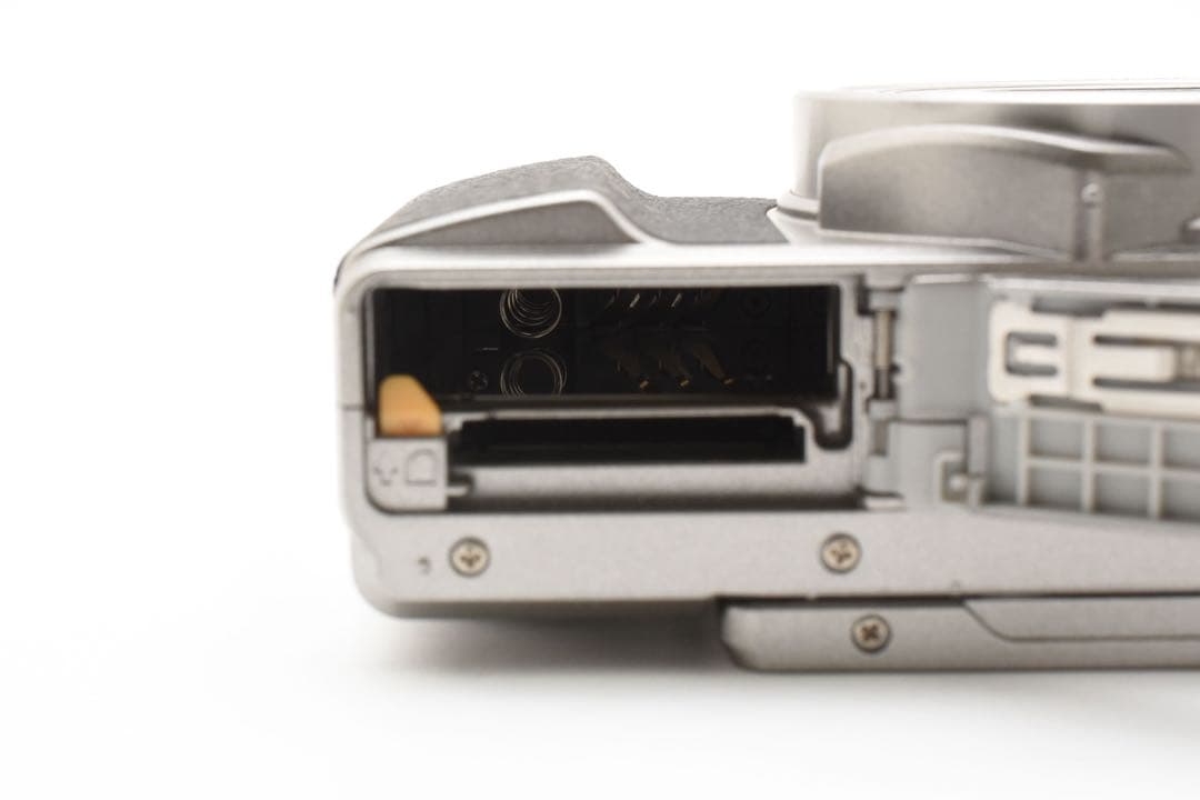 【ほぼ新品】 Nikon COOLPIX A900 シルバー