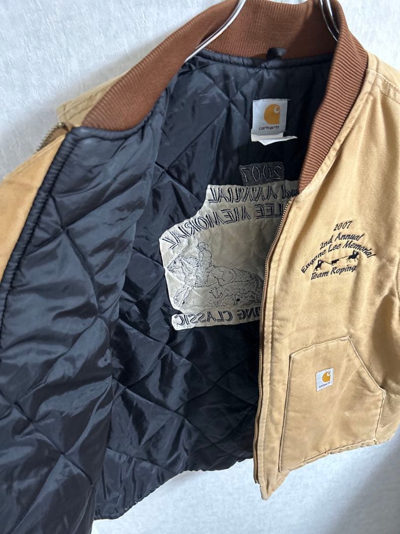 【希少】 carhartt カーハートダックベスト XL ベージュ 刺繍ロゴ