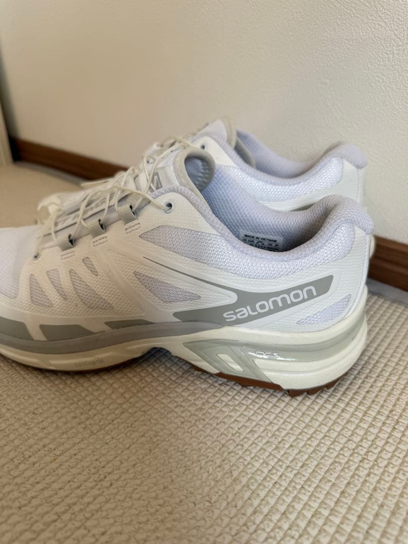 【anmitsu15 】Salomon サロモンスニーカー