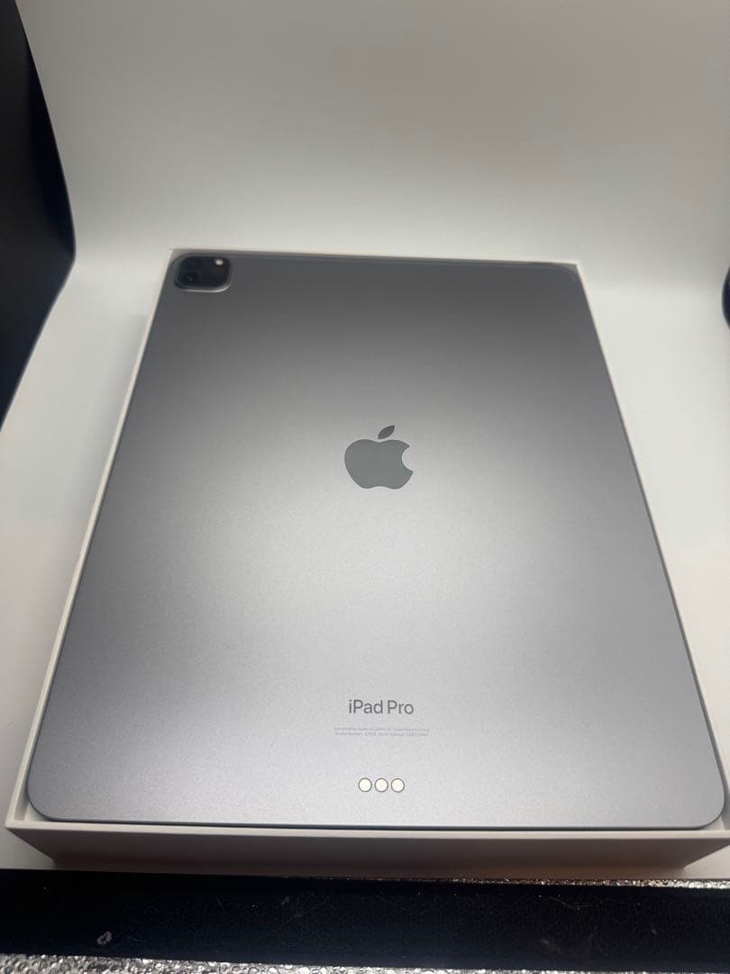 超美品 Apple iPad Pro 12.9 第6世代 256GB Wi-Fi