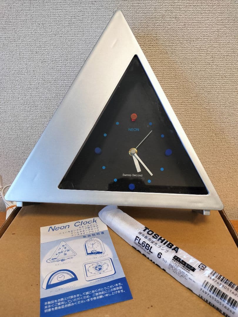 美品 80's スペースネオンクロック ポストモダン 時計 箱付き