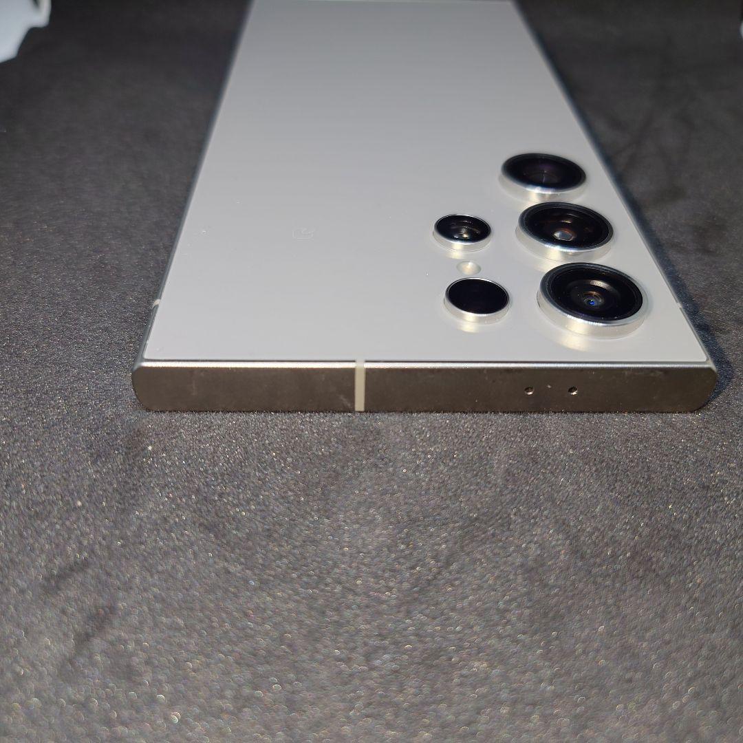 国内版 AU Galaxy S24 Ultra 256GB SIMフリー